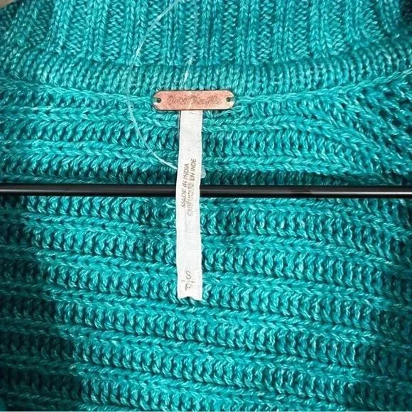 Free People Teal Oversized Sweater - Picture 5 of 7